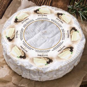 DÚO DE BRIE CON VIRUTAS DE TRUFAS 55 % M.G./E.S.