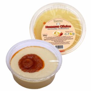 HUMMUS con TOPPING MEDITERRÁNEO.