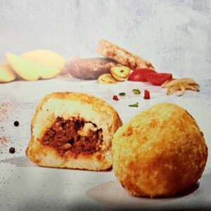 BOMBAS DE PATATA DE CARNE PICANTE
