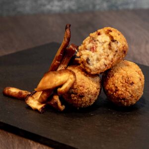 CROQUETAS PATO TERIYAKI y SHITAKE