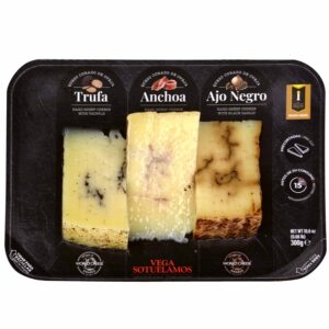 TABLA SABORES QUESOS CURADOS DE OVEJA: TRUFA NEGRA, ANCHOA Y AJO NEGRO